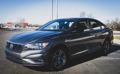 2019 Volkswagen Jetta R-Line