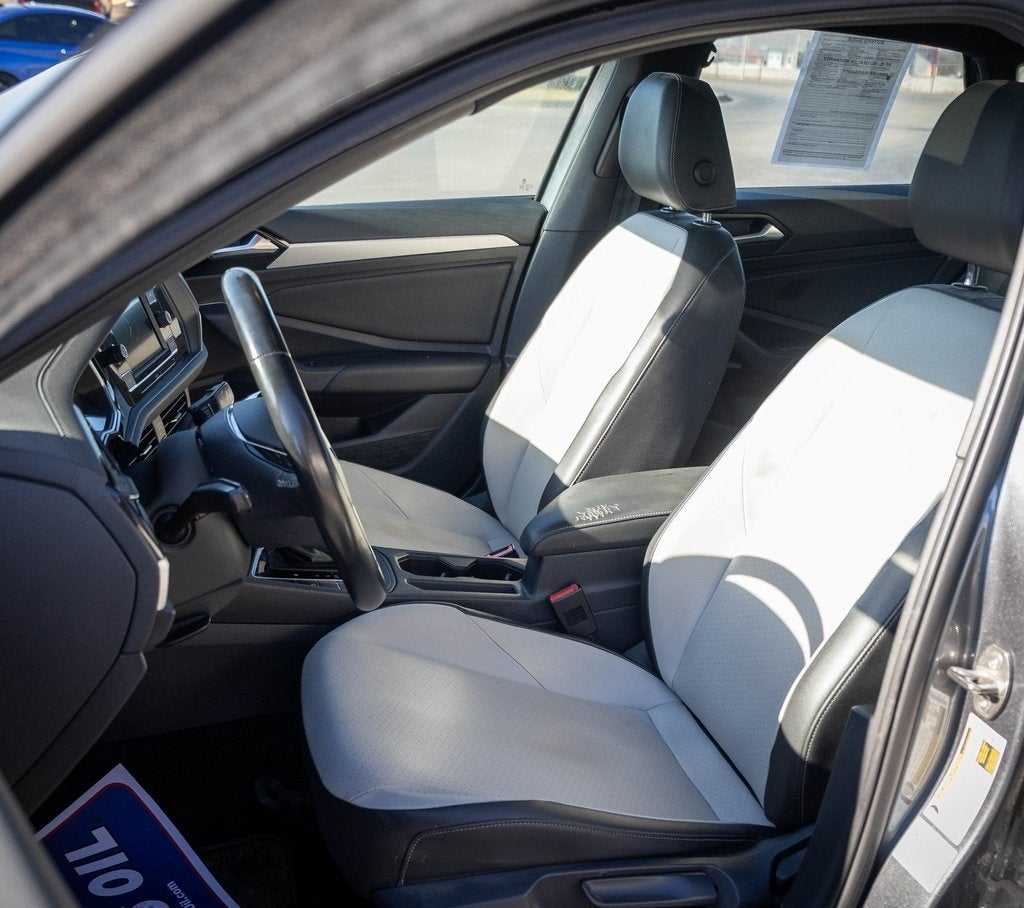 2019 Volkswagen Jetta R-Line