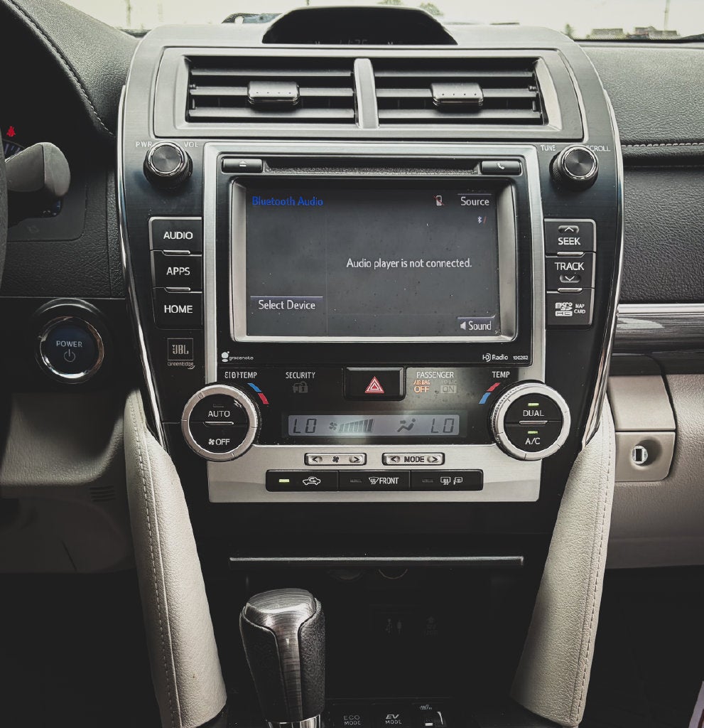 2014 Toyota Camry Hybrid XLE