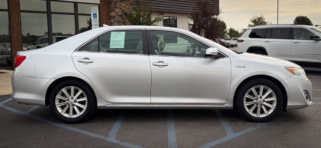 2014 Toyota Camry Hybrid XLE