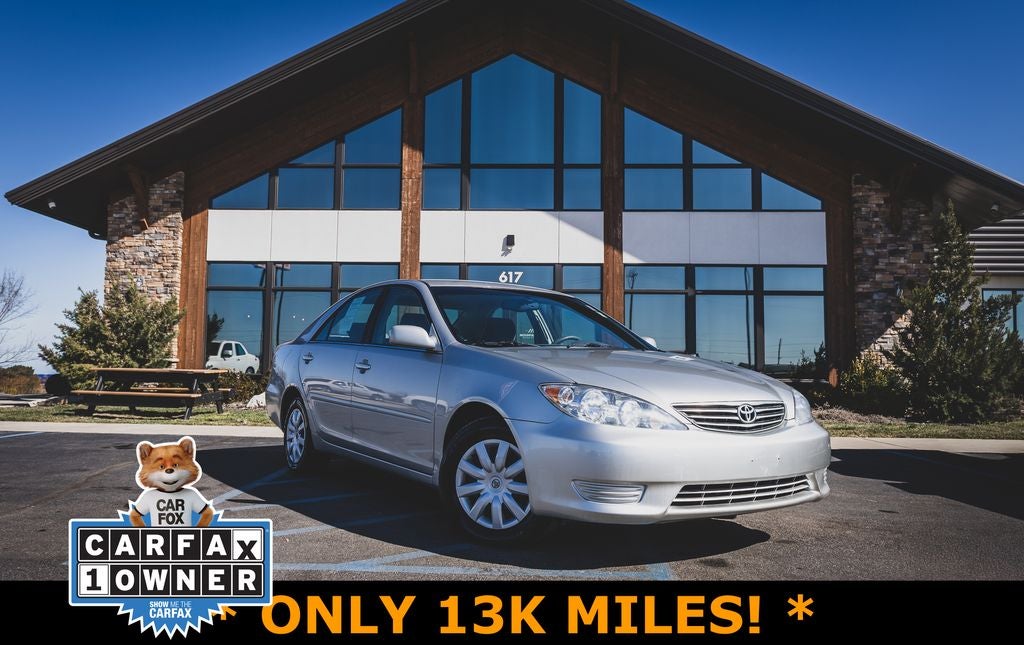 2005 Toyota Camry LE