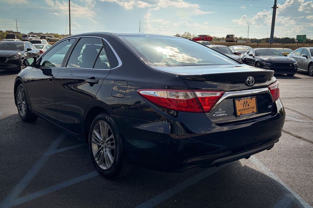 2015 Toyota Camry SE