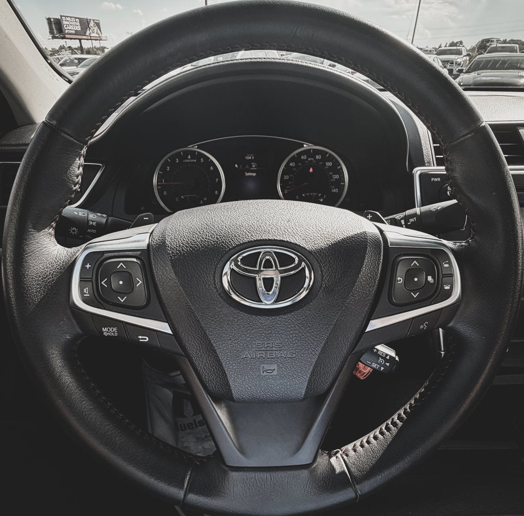 2015 Toyota Camry SE