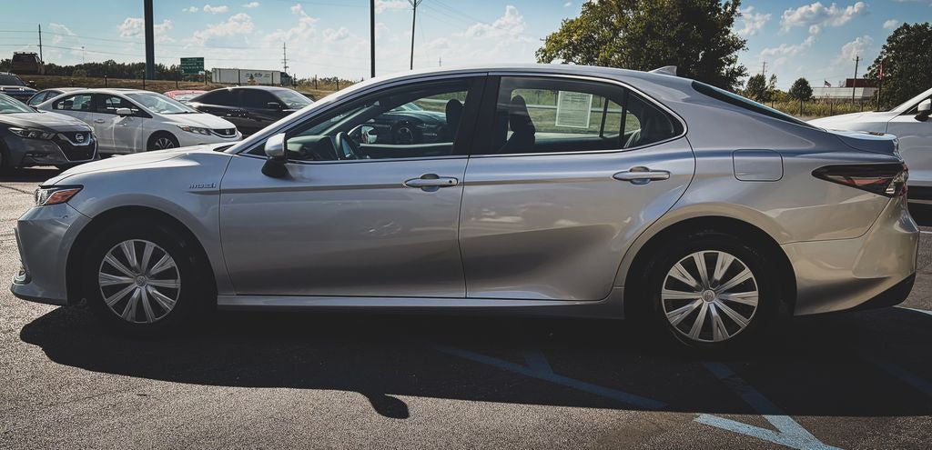 2021 Toyota Camry Hybrid LE
