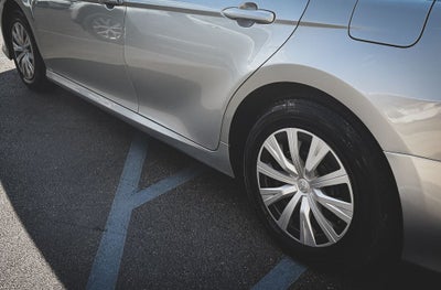 2021 Toyota Camry Hybrid LE