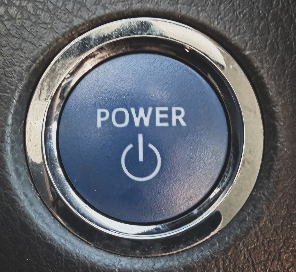 2021 Toyota Camry Hybrid LE