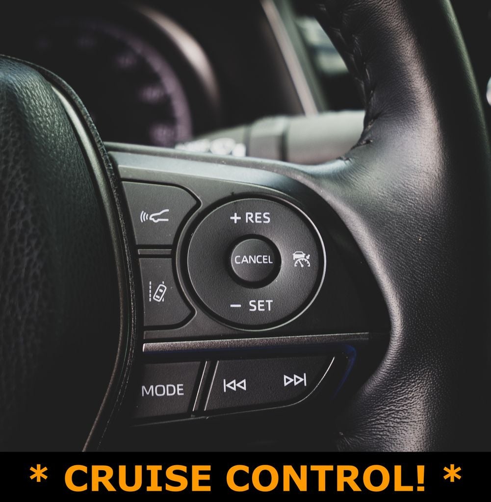 2022 Toyota Camry Hybrid XSE