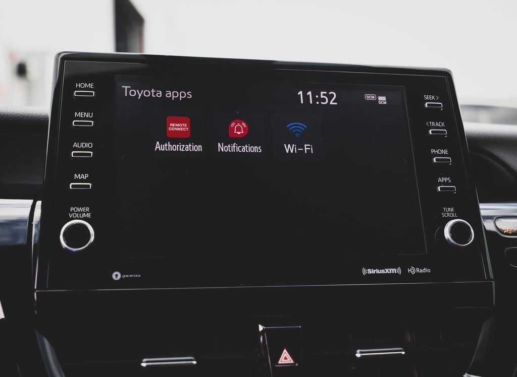 2022 Toyota Camry Hybrid XSE