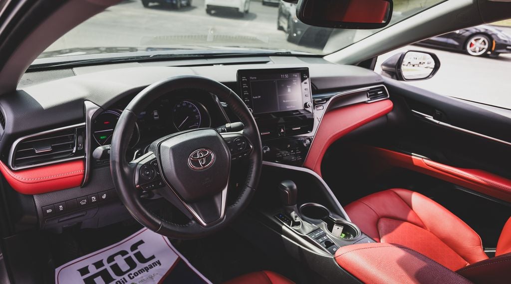 2022 Toyota Camry Hybrid XSE