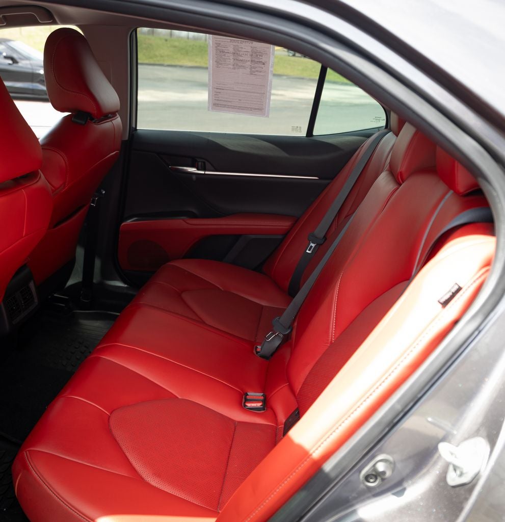 2022 Toyota Camry Hybrid XSE