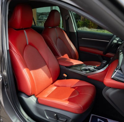 2022 Toyota Camry Hybrid XSE