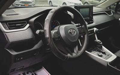 2022 Toyota RAV4 Hybrid XLE