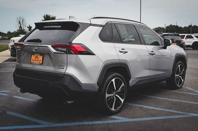 2022 Toyota RAV4 Hybrid XLE