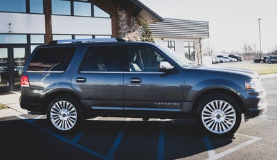 2016 Lincoln Navigator Select