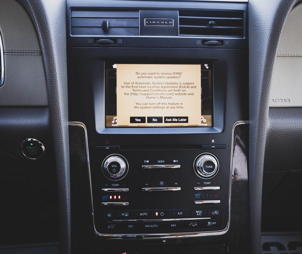 2016 Lincoln Navigator Select