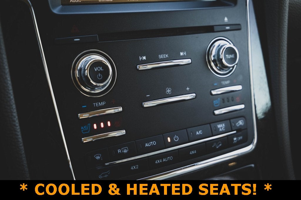 2016 Lincoln Navigator Select