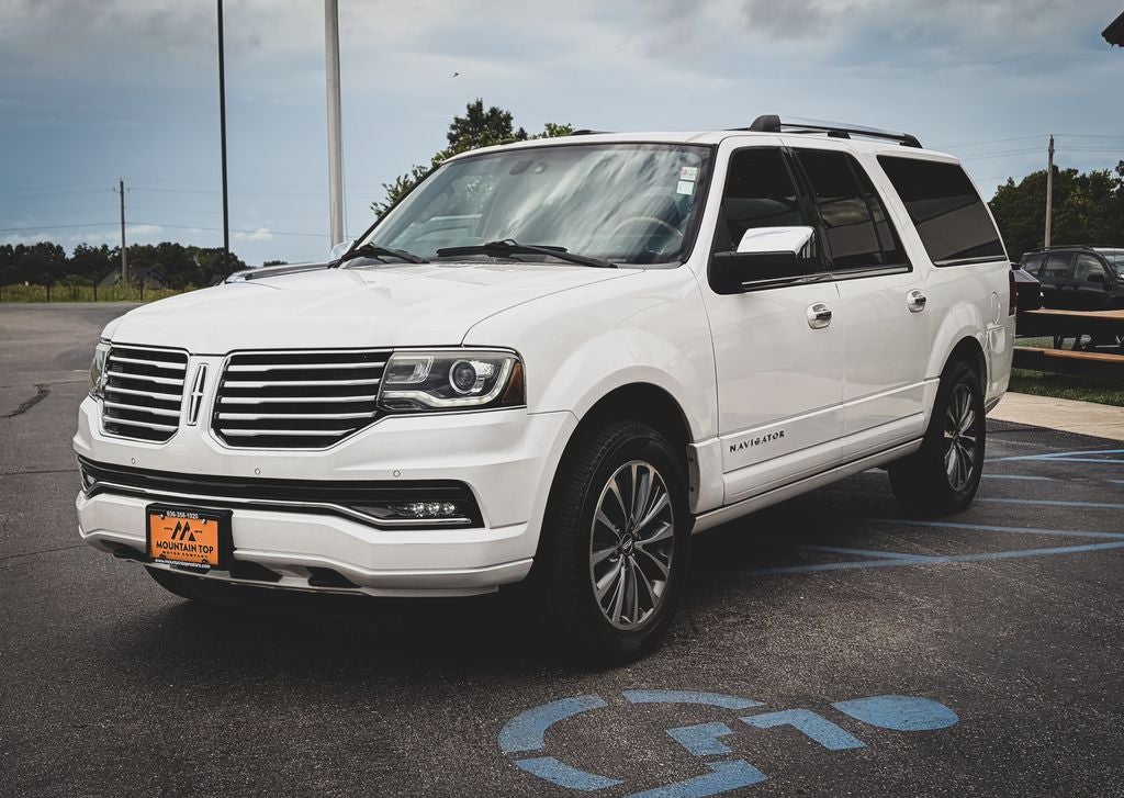 2016 Lincoln Navigator L Select