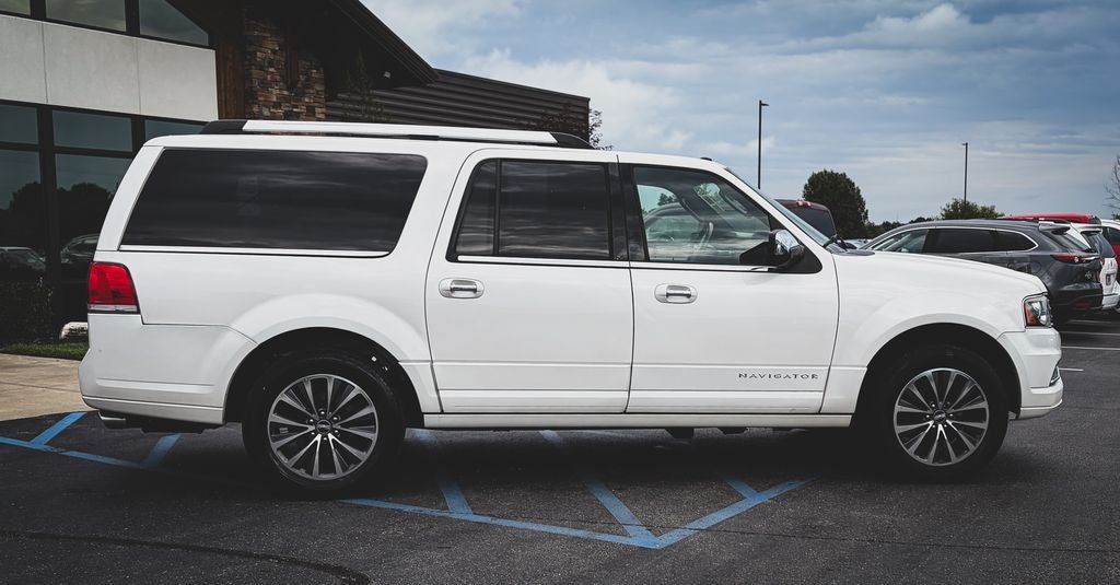 2016 Lincoln Navigator L Select
