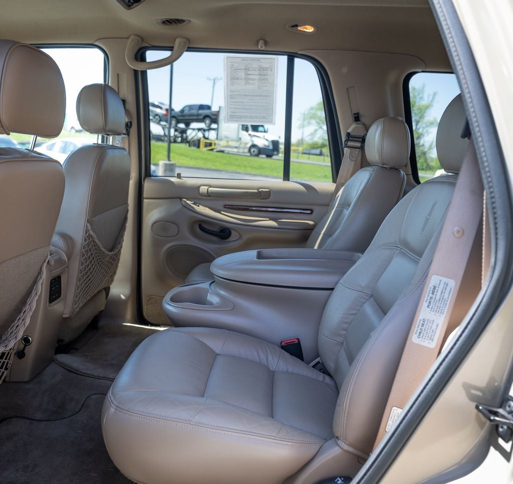 1998 Lincoln Navigator Base