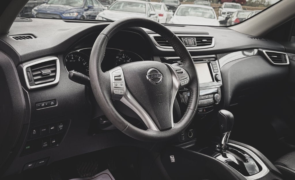 2015 Nissan Rogue SL