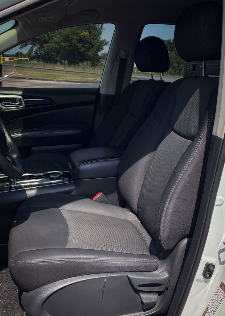 2018 Nissan Pathfinder S