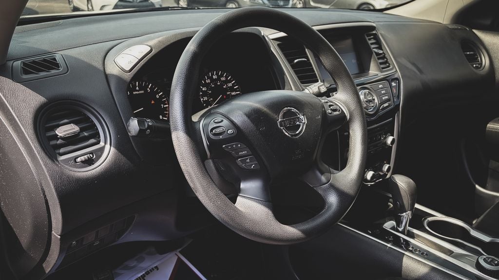 2018 Nissan Pathfinder S
