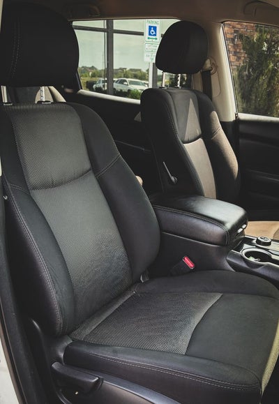 2018 Nissan Pathfinder S