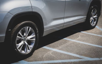 2016 Toyota Highlander LE V6