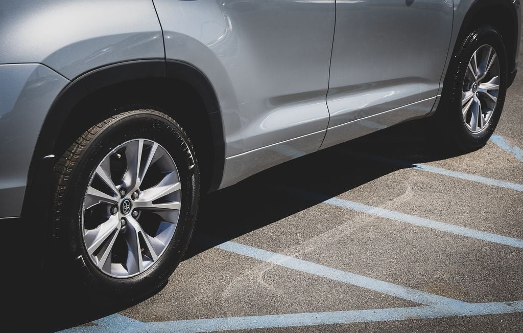 2016 Toyota Highlander LE V6