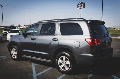 2017 Toyota Sequoia SR5 5.7L