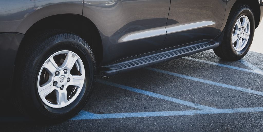 2017 Toyota Sequoia SR5 5.7L