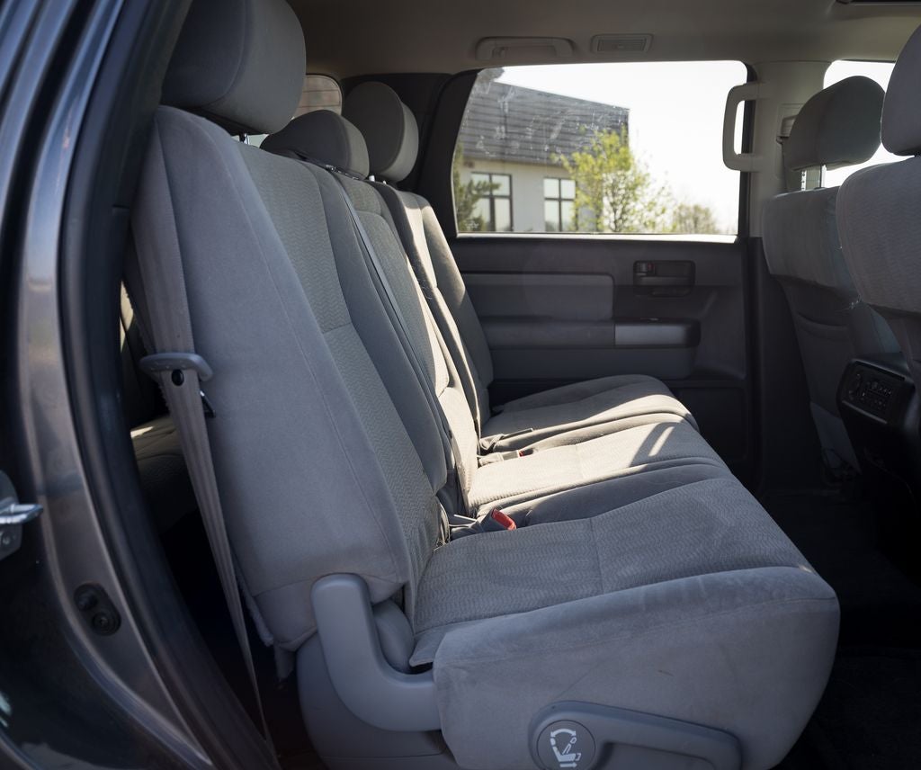 2017 Toyota Sequoia SR5 5.7L