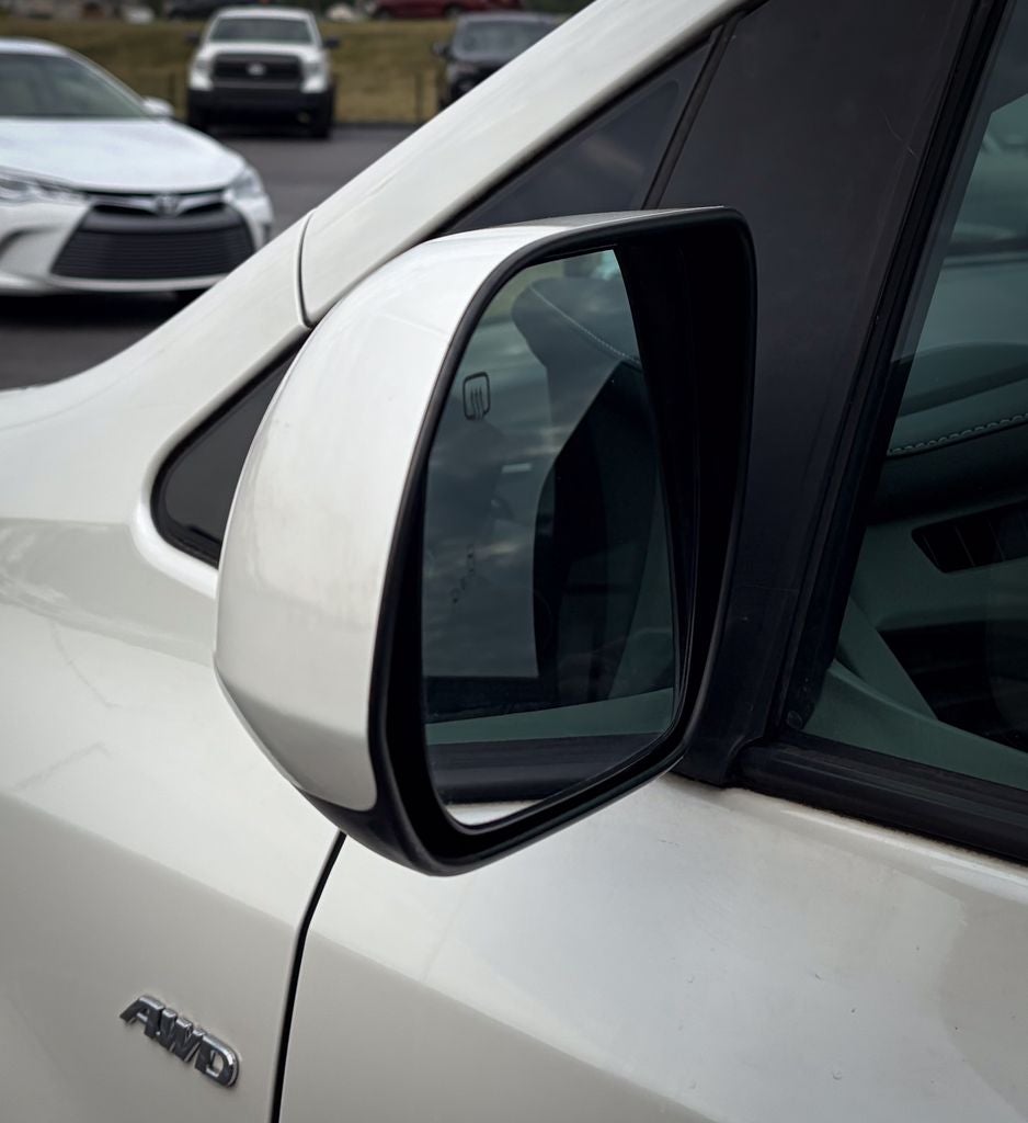 2020 Toyota Sienna XLE 7 Passenger