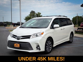 2020 Toyota Sienna XLE 7 Passenger