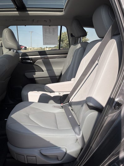 2020 Toyota Highlander Platinum