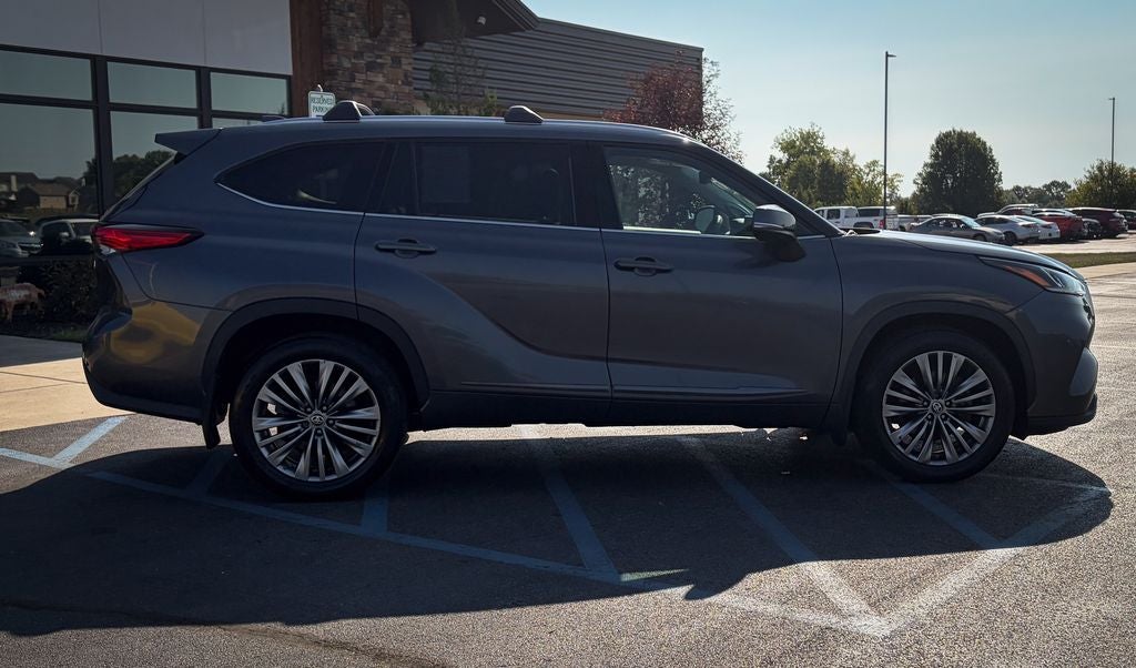 2020 Toyota Highlander Platinum