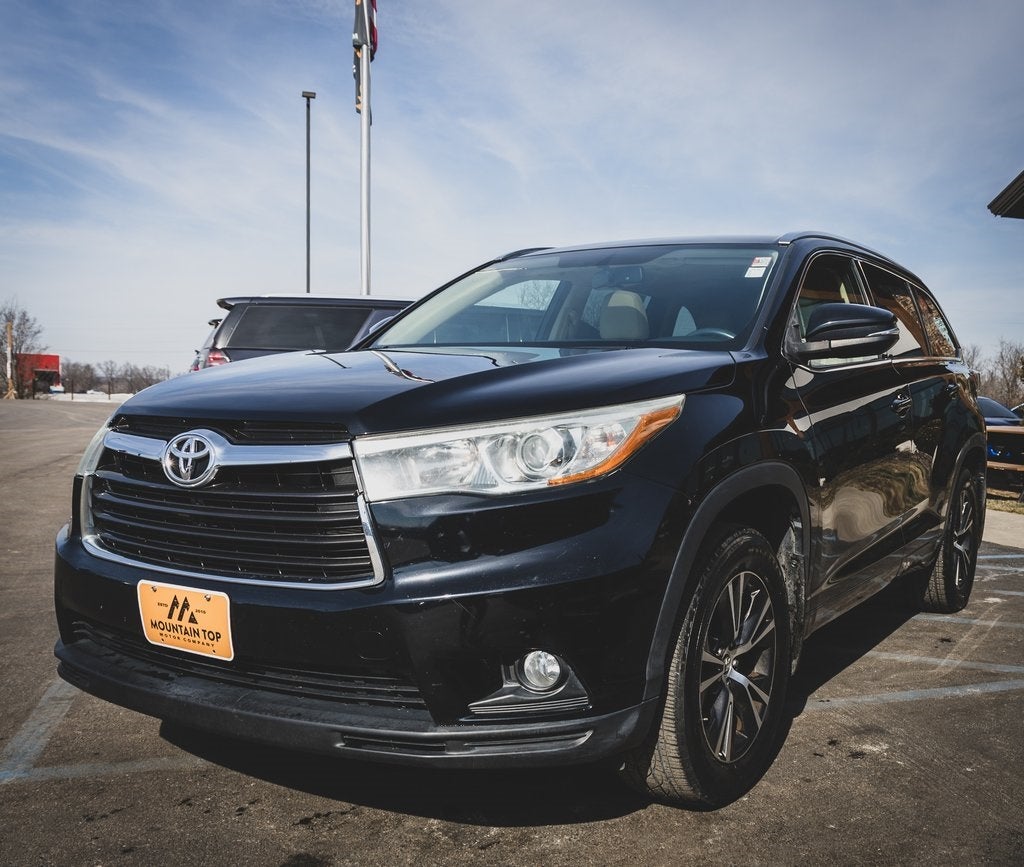 2016 Toyota Highlander XLE V6