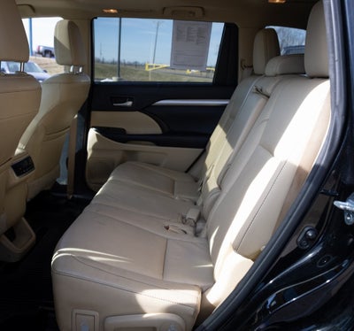 2016 Toyota Highlander XLE V6