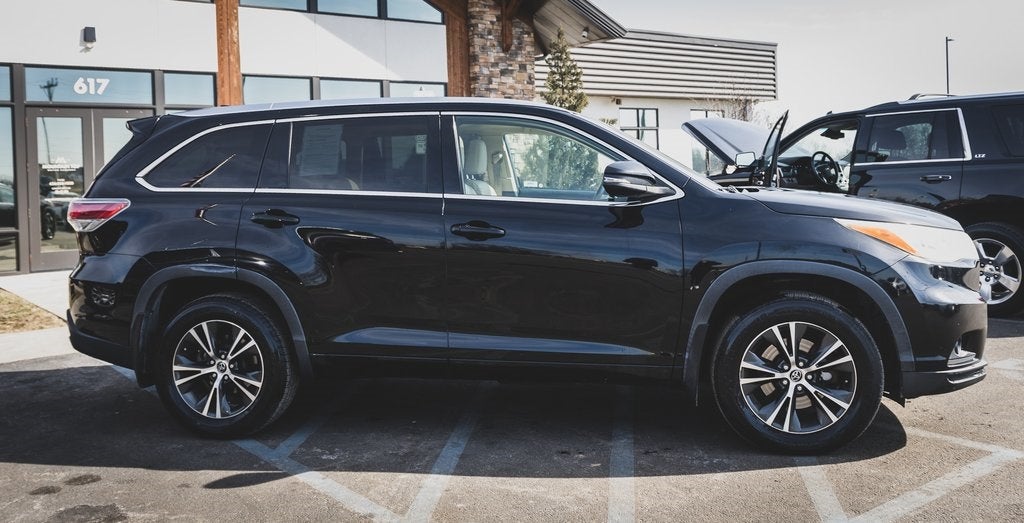 2016 Toyota Highlander XLE V6