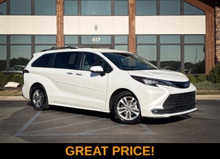 2022 Toyota Sienna XLE 7 Passenger