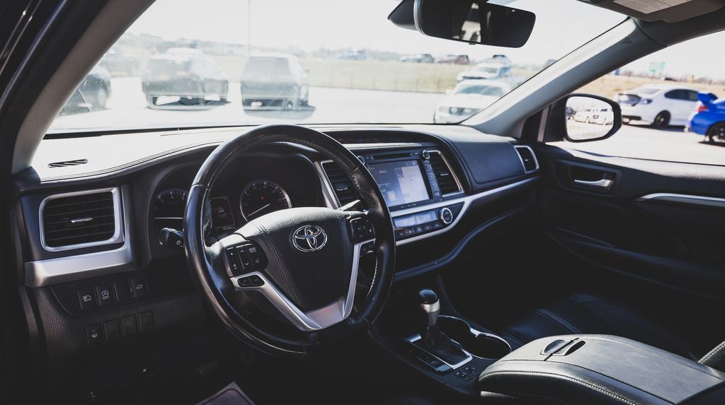 2018 Toyota Highlander SE