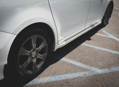 2016 Toyota Sienna SE 8 Passenger