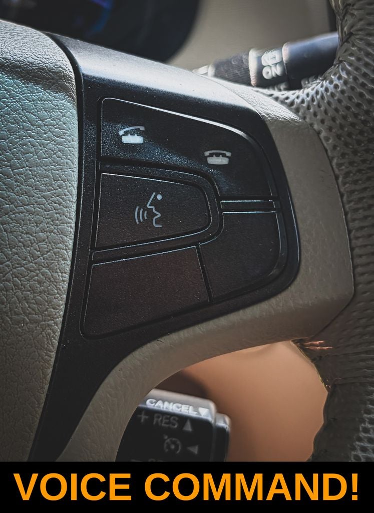 2013 Toyota Sienna XLE 8 Passenger
