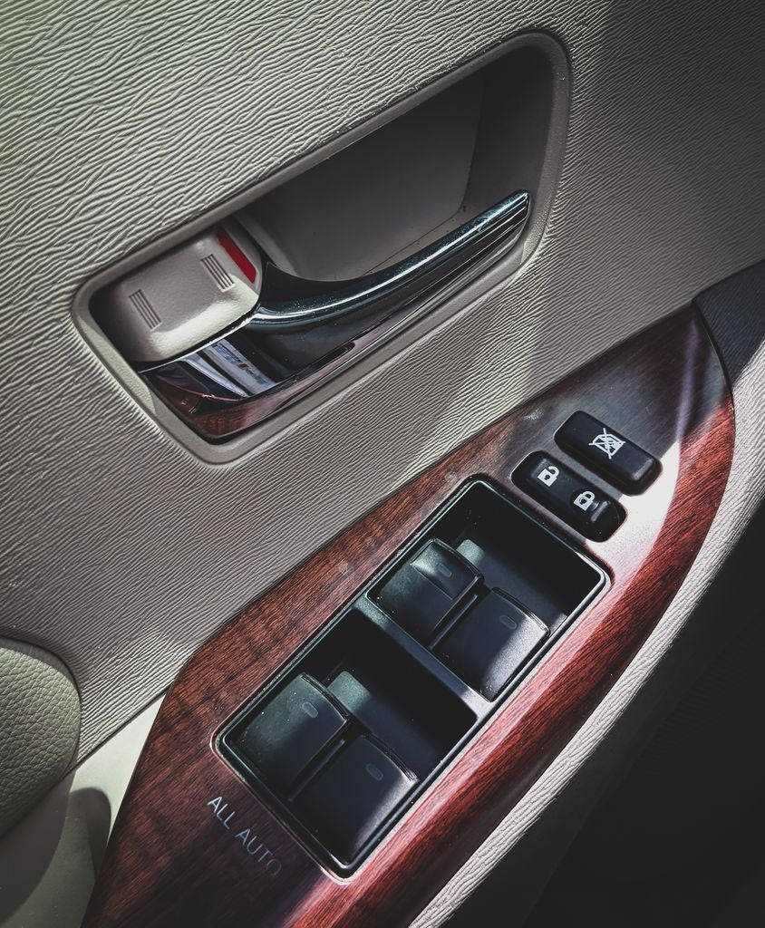 2013 Toyota Sienna XLE 8 Passenger