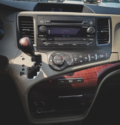 2014 Toyota Sienna XLE 8 Passenger