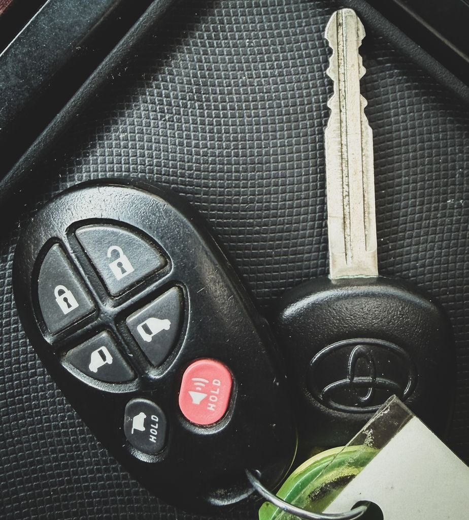 2014 Toyota Sienna XLE 8 Passenger