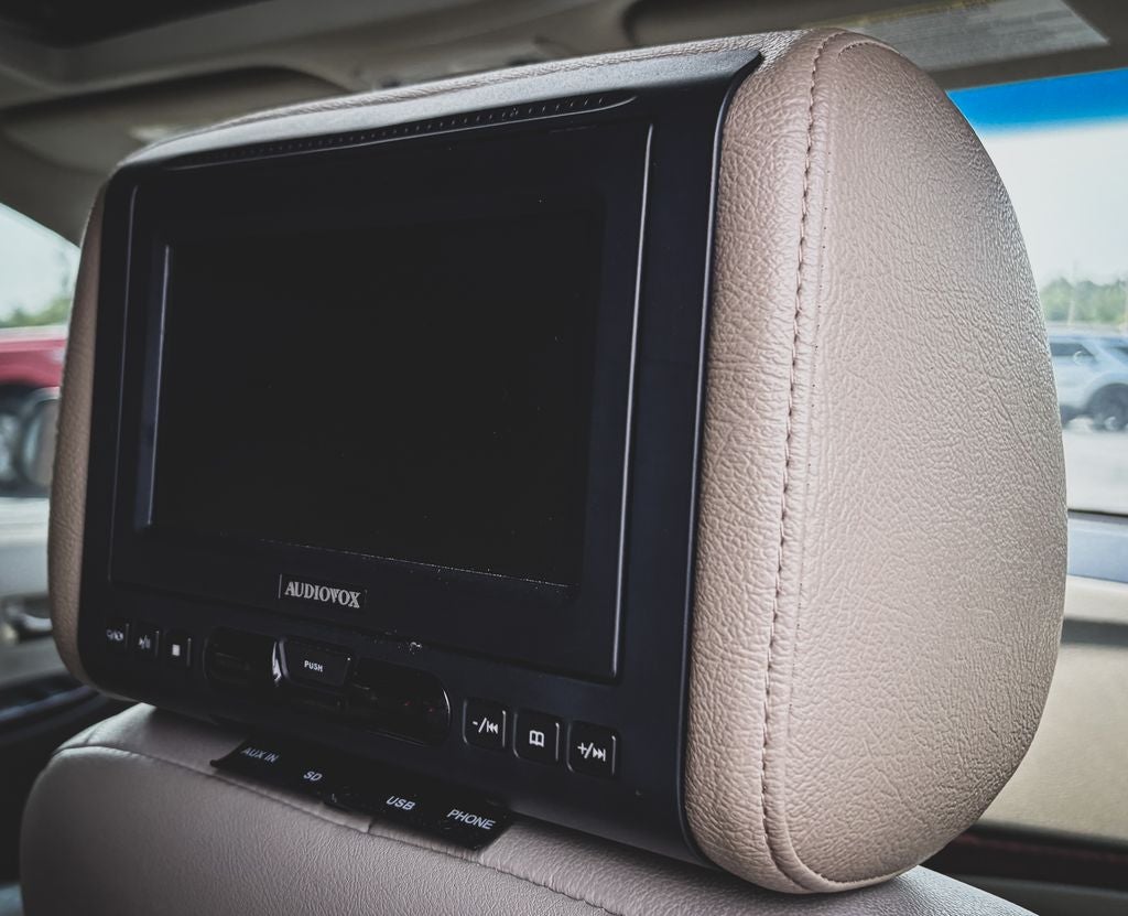 2014 Toyota Sienna XLE 8 Passenger
