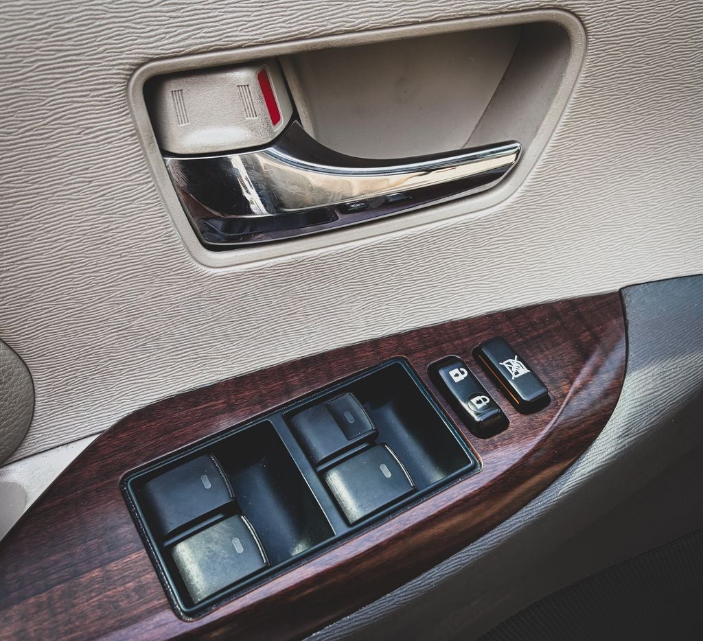 2014 Toyota Sienna XLE 8 Passenger