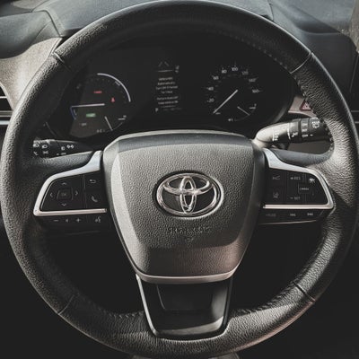2022 Toyota Sienna XLE 7 Passenger