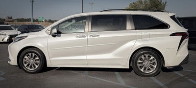 2022 Toyota Sienna XLE 7 Passenger